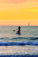 paddle au coucher du soleil