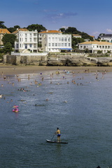 baignade à la plage de pontaillac