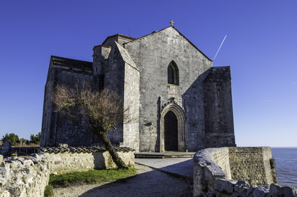 façade gothique de sainte-radegonde à talmont