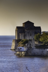église sainte-radegonde vu du caillaud