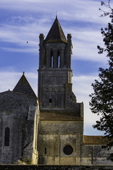 clocher de l'abbaye de sablonceaux