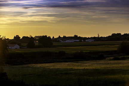 sunset sur corme-écluse