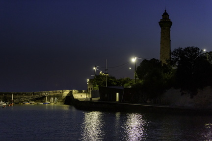 phare de vallières de nuit