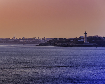 sunset sur le phare de vallières
