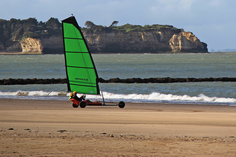 FAITES DU NAUTISME - SGD - ROMAIN RAIMBAULT - DESTINATION ROYAN ATLANTIQUE 4sur77.jpg